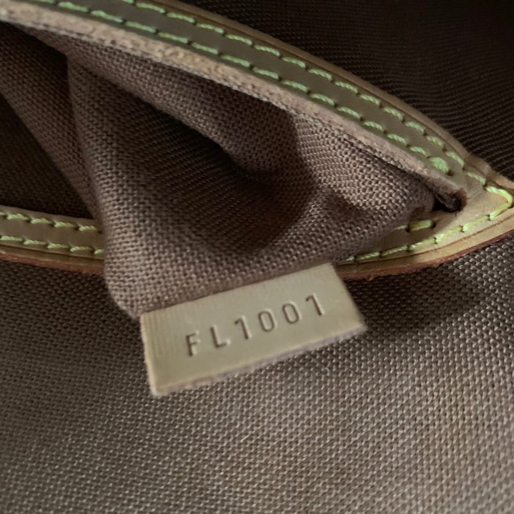 Louis Vuitton Alma Pm - Picture 8 of 12